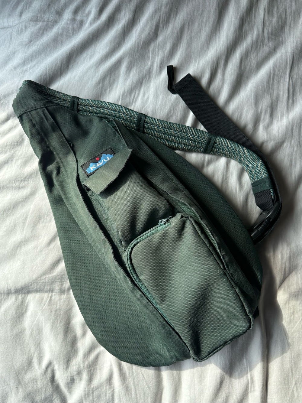Kavu Sling Pack in Forest Green